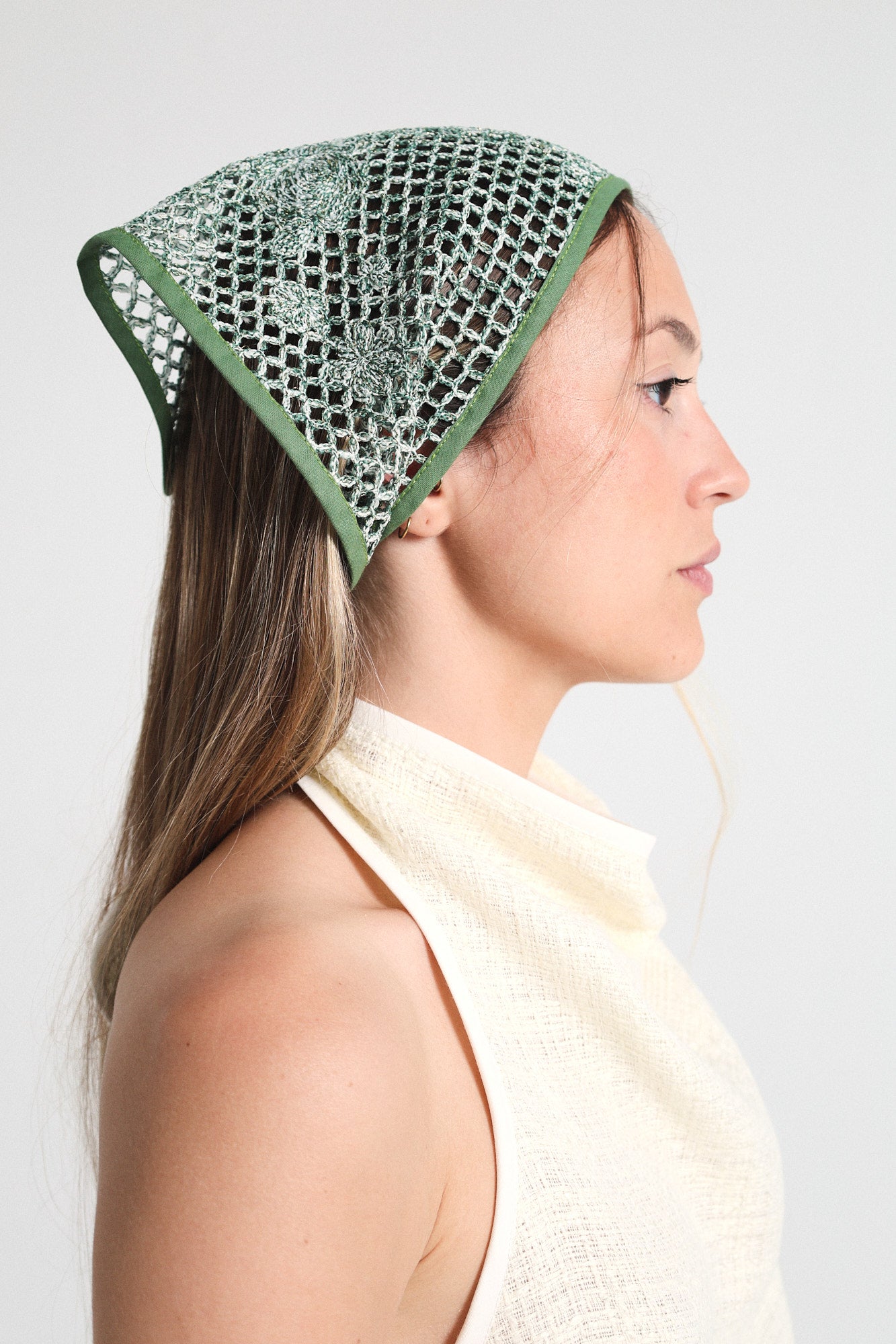 Pañuelo Lia Green Crochet